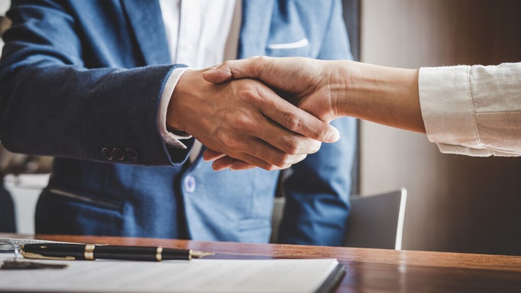 Descubra como a presença digital e o SEO podem fortalecer a confiança dos pacientes em médicos independentes. Transforme sua prática!